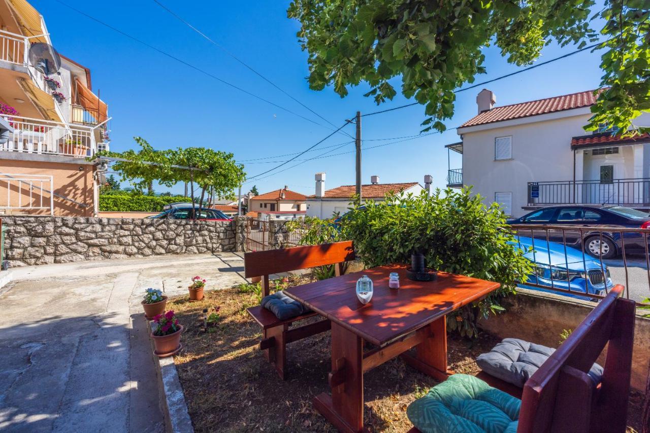 Apartman Do&Ma Crikvenica Buitenkant foto